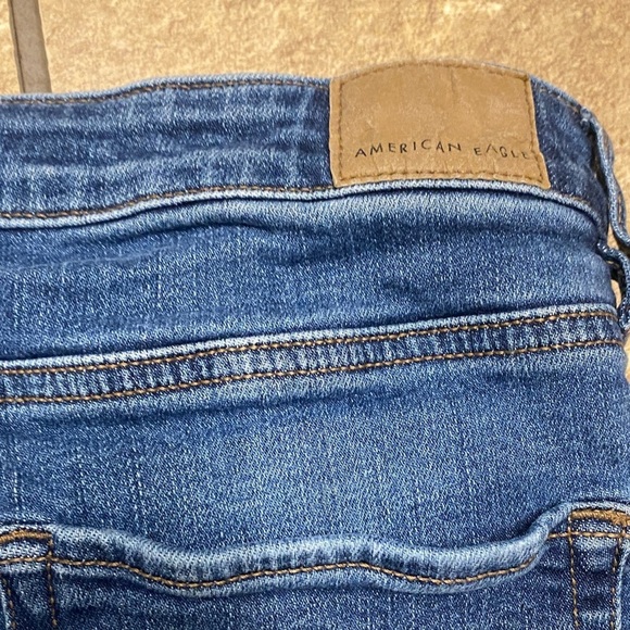 American Eagle Outfitters Size 8 Stretch Straight Leg Cropped Jeans - Picture 13 of 13